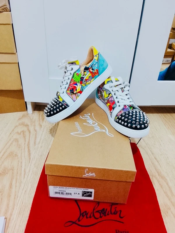 17689spikesCMCElgt93047