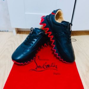 Magnifique Sneaker Christian Louboutin LoubiShark Noire Style Classique