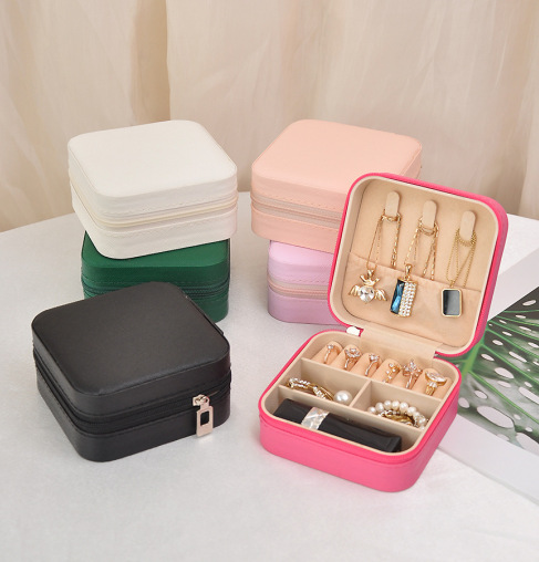 Écrin à Bijoux de Voyage Noir – Le Petit Coffret Élégant pour Vos Trésors